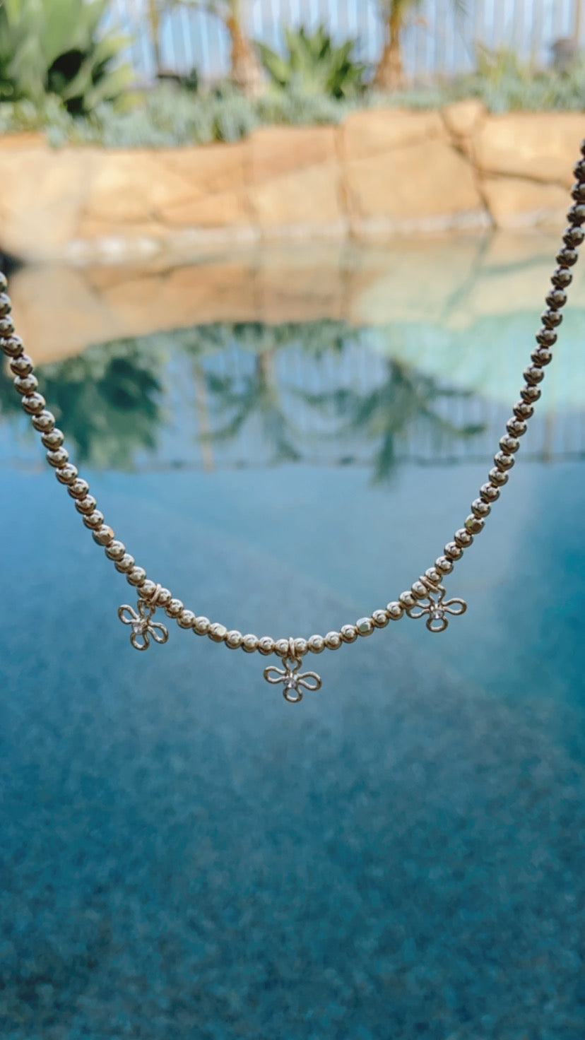 Daisy Choker Necklace