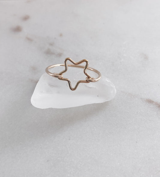 14k Gold Filled Dainty Star Ring