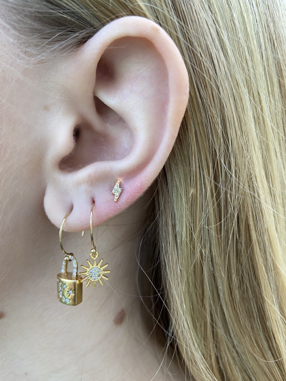 14k Gold Lightning Diamond Stud Earrings