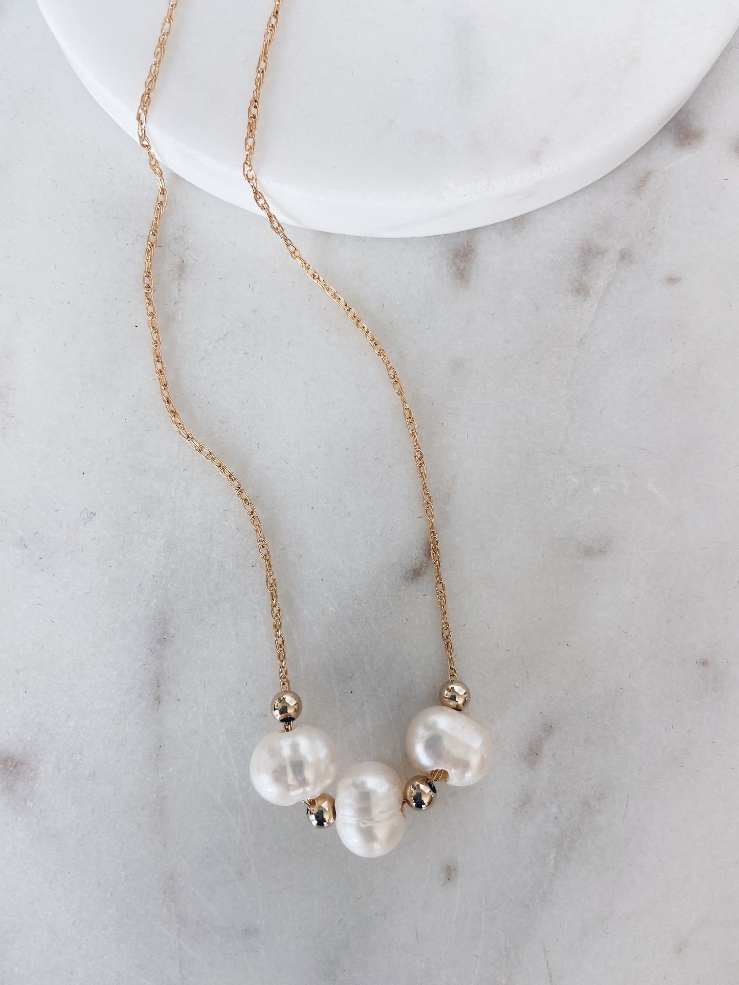 Pearl Station Choker Necklace