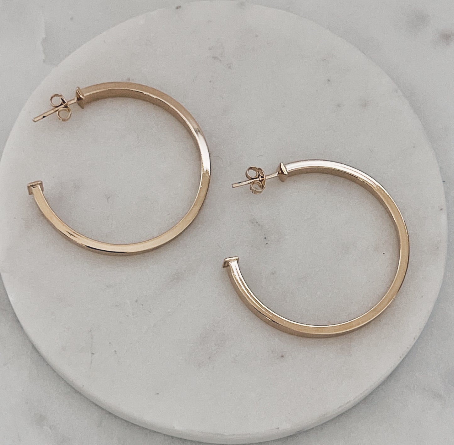 Shiny Gold Sleek Hoops