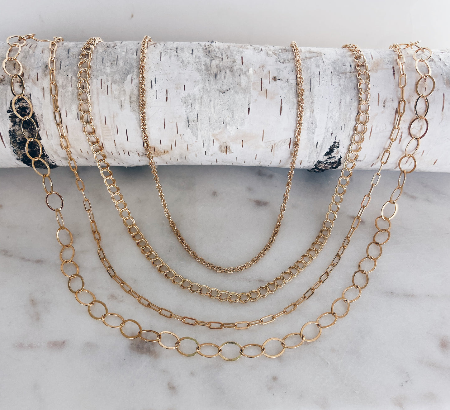Short Link & Flat Oval Chain Layered Necklace